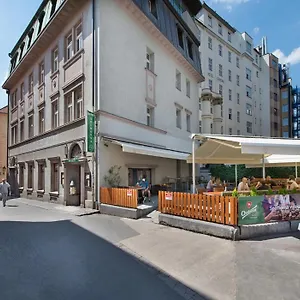 Ea Royal Esprit **** Prague
