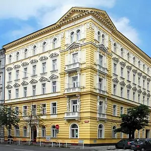 Assenzio **** Prag